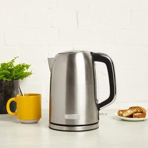 Haden Perth Kettle in a kitchen setting.