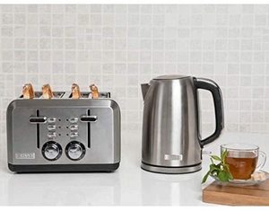 Haden Perth Kettle's matching toaster.