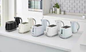 Morphy Richards Dune Kettle in all colours with matching toasters.