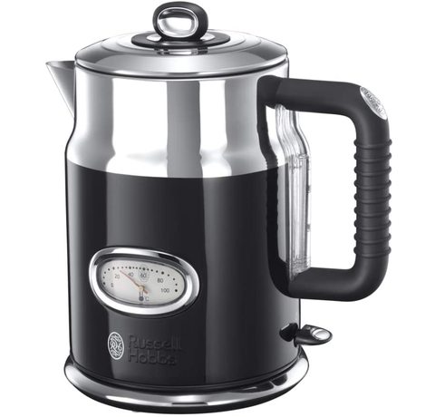 Side view of the Russell Hobbs 21671-70 Retro Jug Kettle.