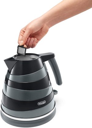 De'Longhi Avvolta Kettle's water filter.