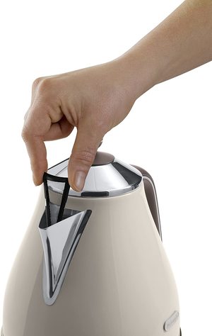 De'Longhi Vintage Icona Kettle's filter.
