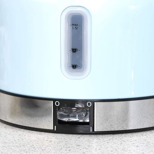 Russell Hobbs 23906 Oslo Kettle's handle and power switch.