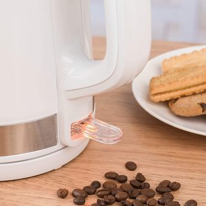 Salter Deco Kettle's illuminating power switch.