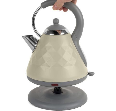 Main view of the Salter Naturals Kettle.