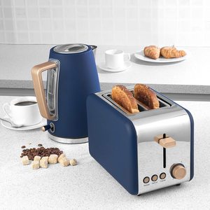 Salter Opulence Kettle with a matching toaster.